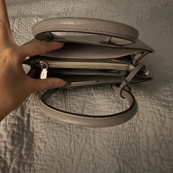 Mercer Floral Embellished Pebbled Leather Crossbody Bag NWT - Picture 3 of 3